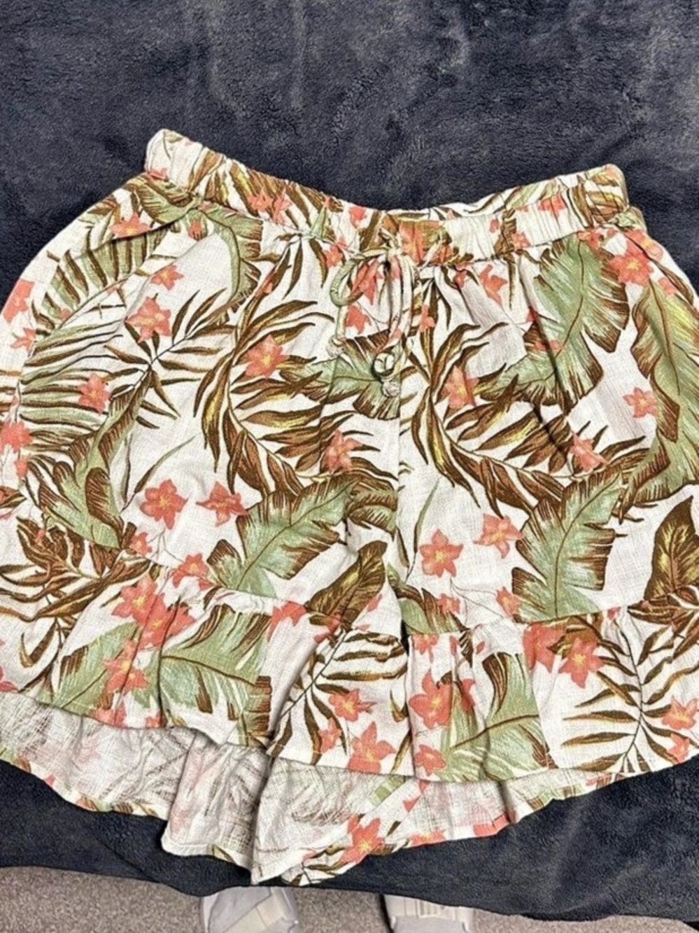 Rip Curl Floral Skort in Green & Pink Size Small